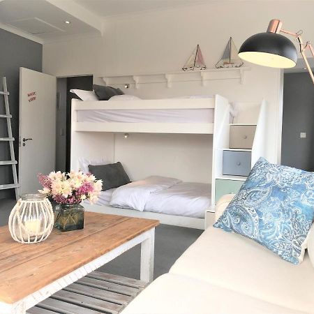 5 Options Guest House Bloubergstrand Eksteriør bilde
