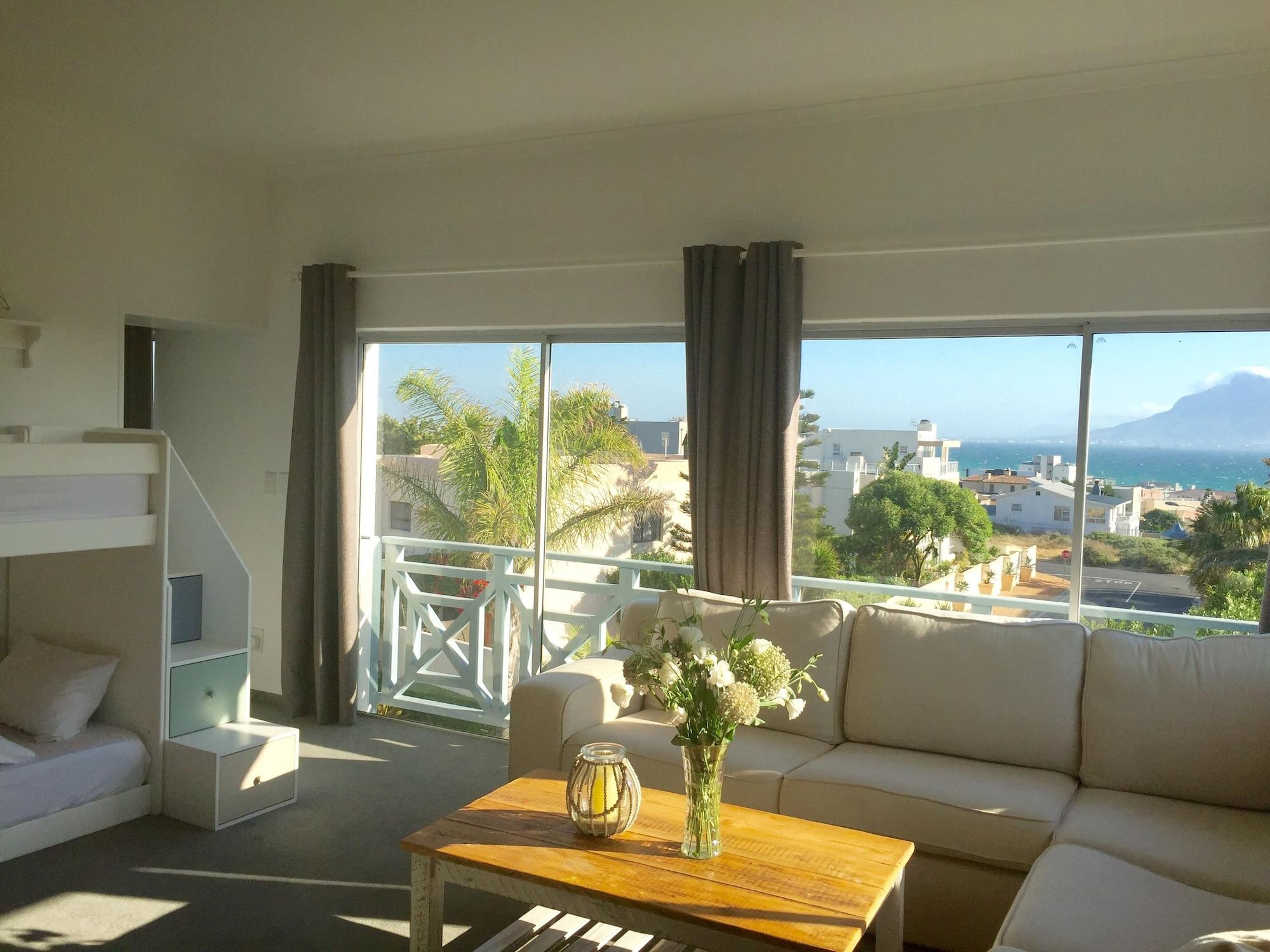 5 Options Guest House Bloubergstrand Eksteriør bilde