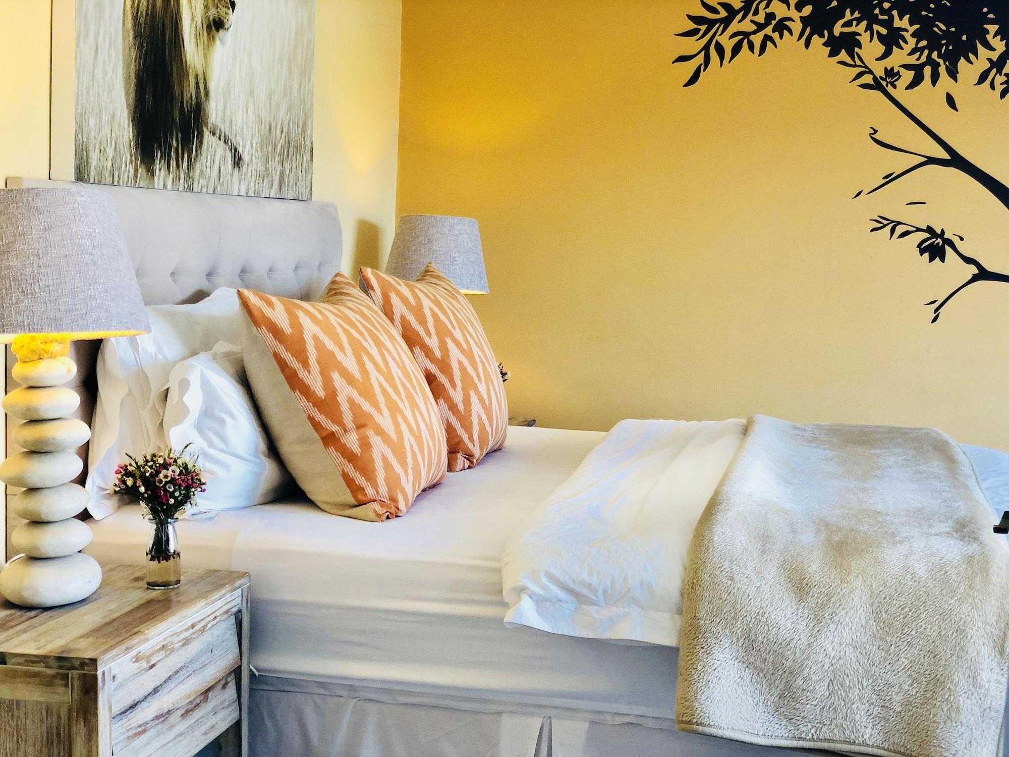 5 Options Guest House Bloubergstrand Eksteriør bilde