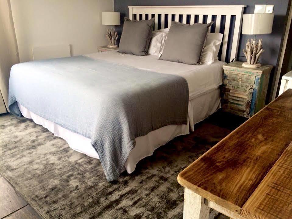 5 Options Guest House Bloubergstrand Eksteriør bilde