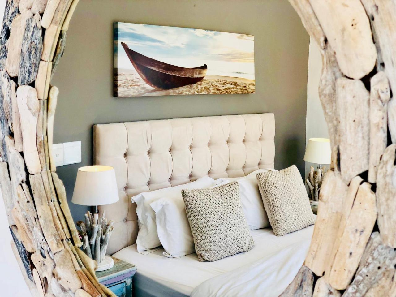 5 Options Guest House Bloubergstrand Eksteriør bilde